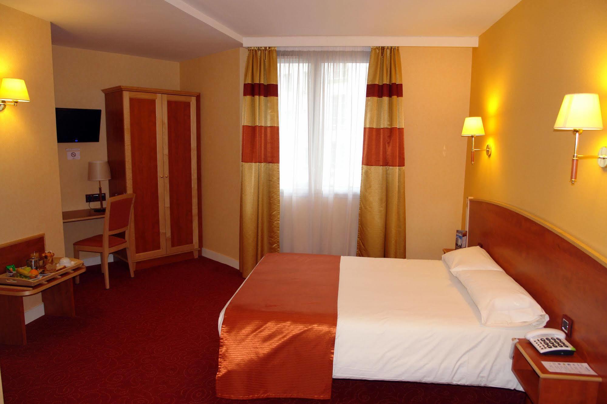 Hotel Vauban Breszt Kültér fotó